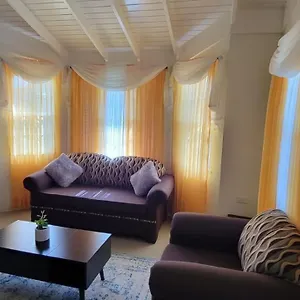  Holiday home Ocean View Get Away